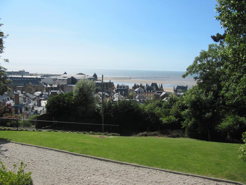 Villa Regina Trouville-sur-Mer Pokój zdjęcie